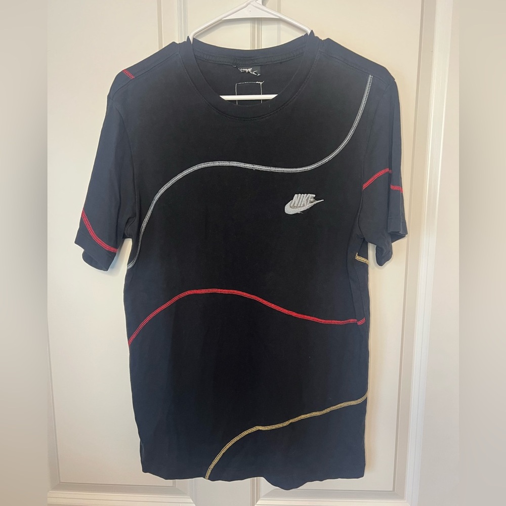 Nike Black Short-Sleeve Tee with Multicolor Stitching